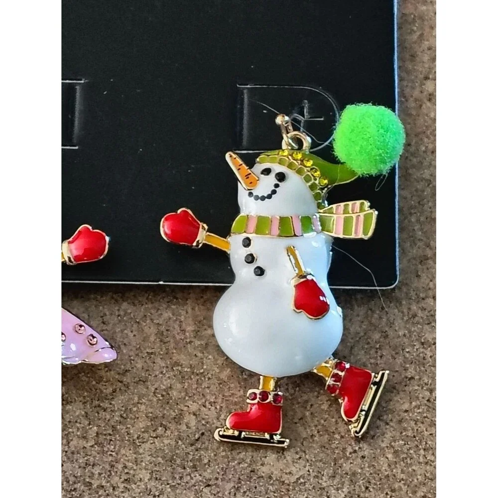 New Torrid Ice Skating Snowmen Holiday Winter Earrings